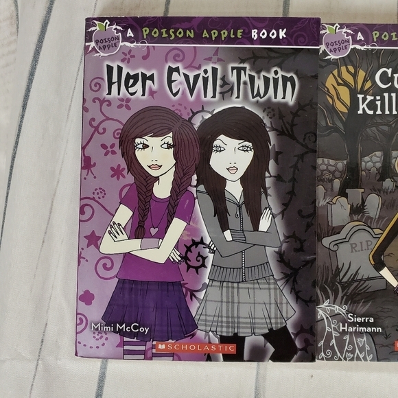 2/$25 Poison Apple  Books Set of 3 Scholastic - Picture 4 of 11